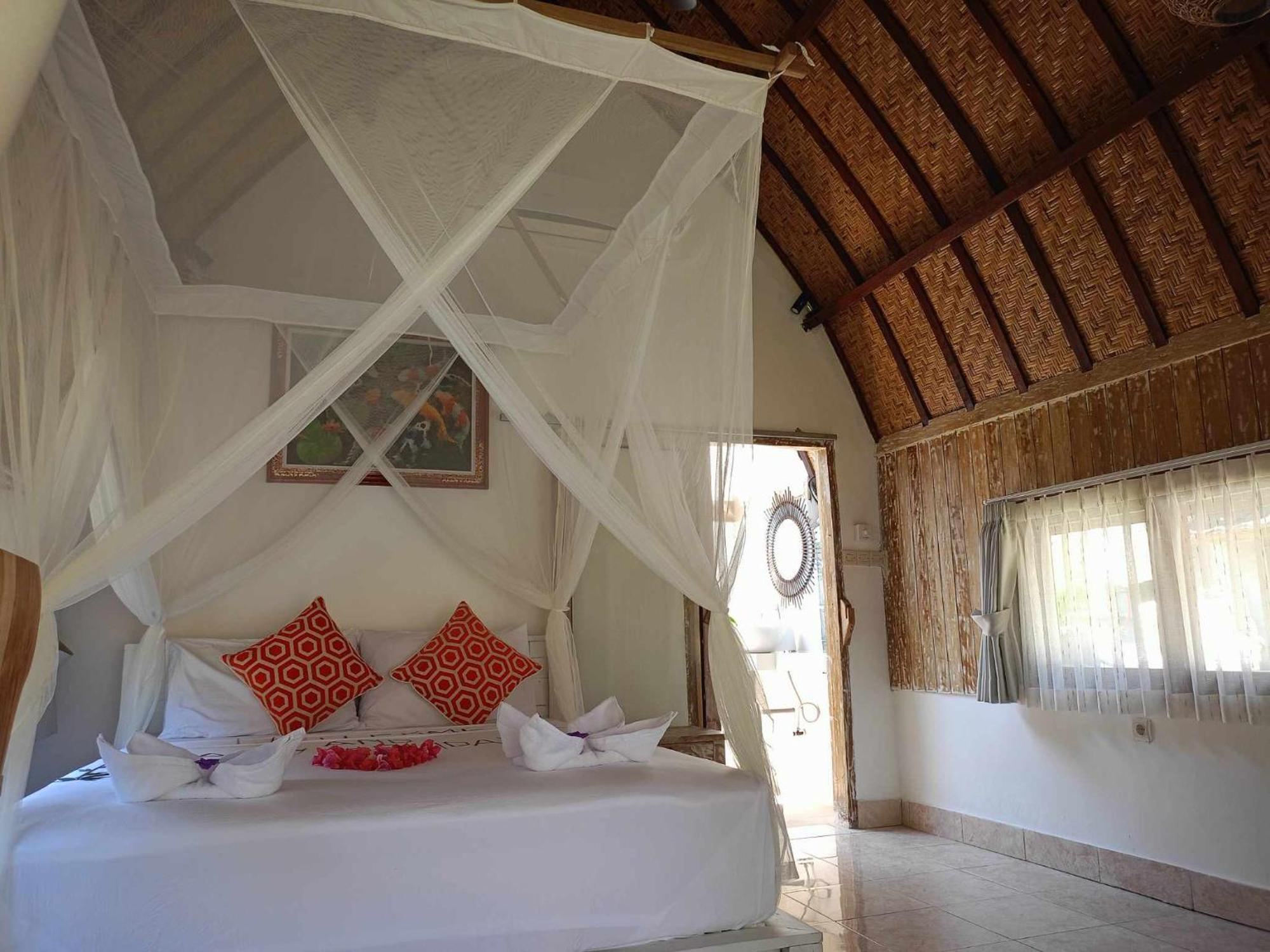 Bintang Tiga Bungalows Gili Air Extérieur photo