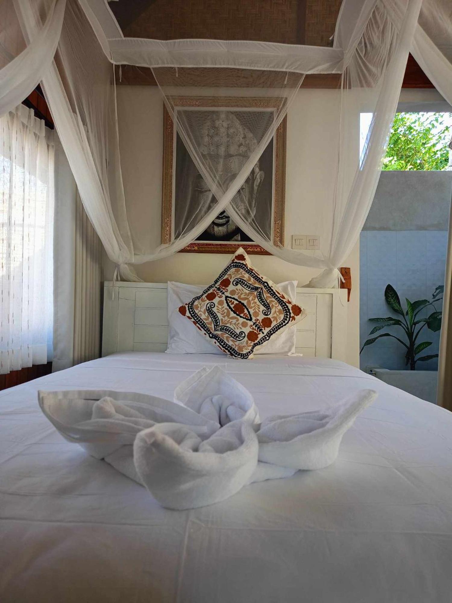 Bintang Tiga Bungalows Gili Air Extérieur photo