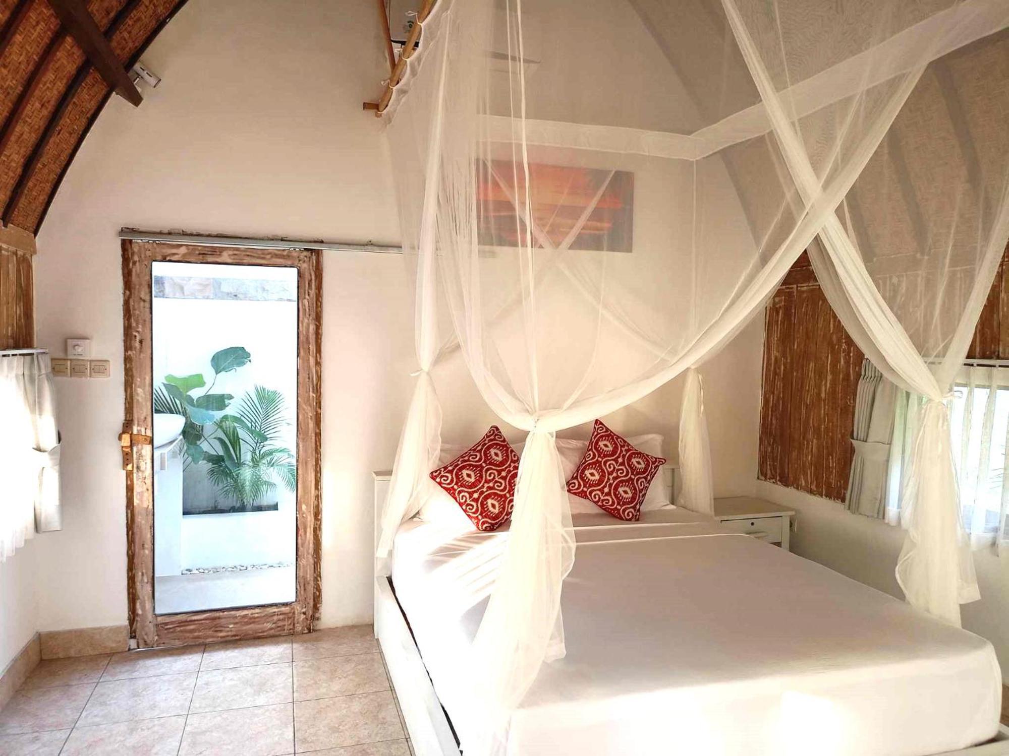 Bintang Tiga Bungalows Gili Air Extérieur photo