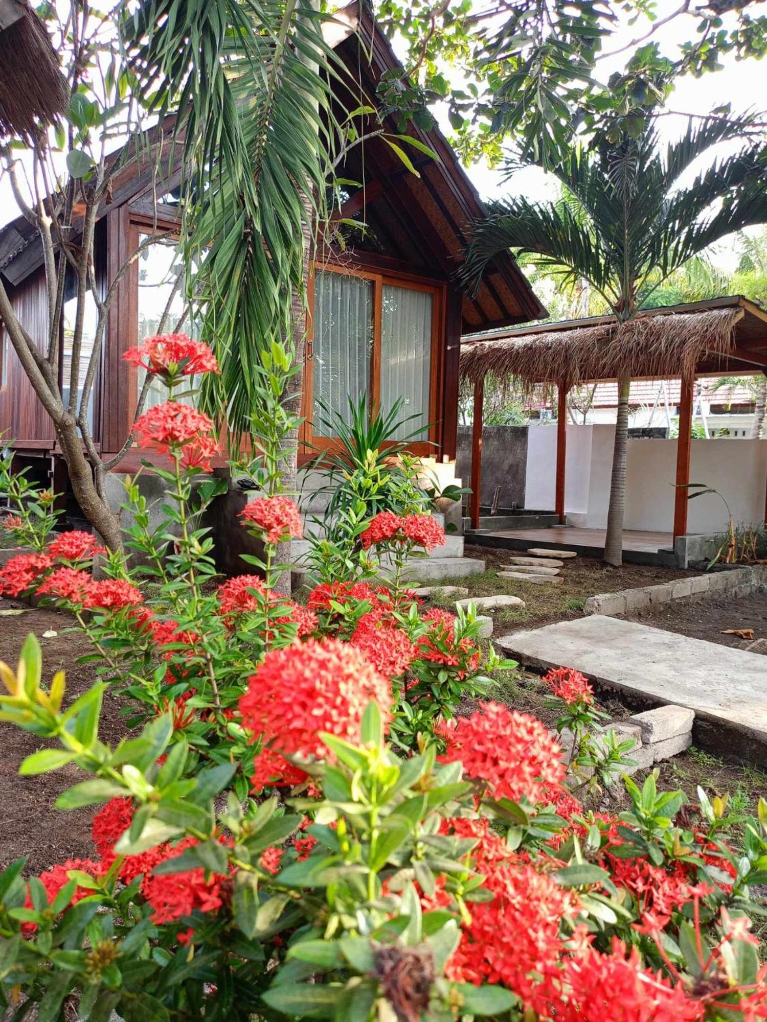 Bintang Tiga Bungalows Gili Air Extérieur photo