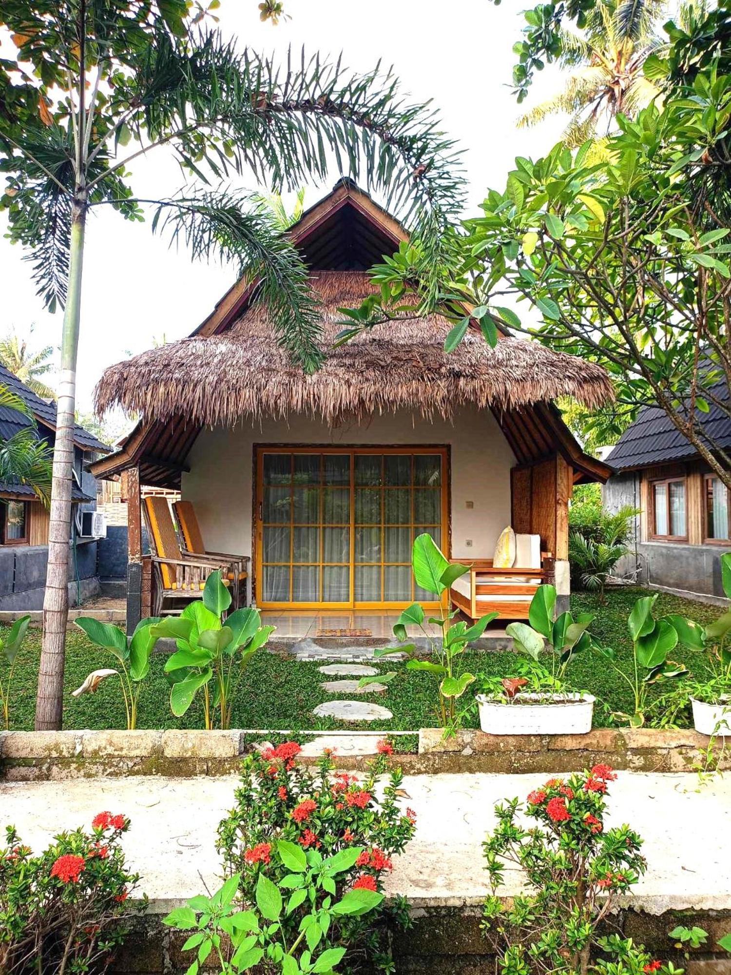 Bintang Tiga Bungalows Gili Air Extérieur photo