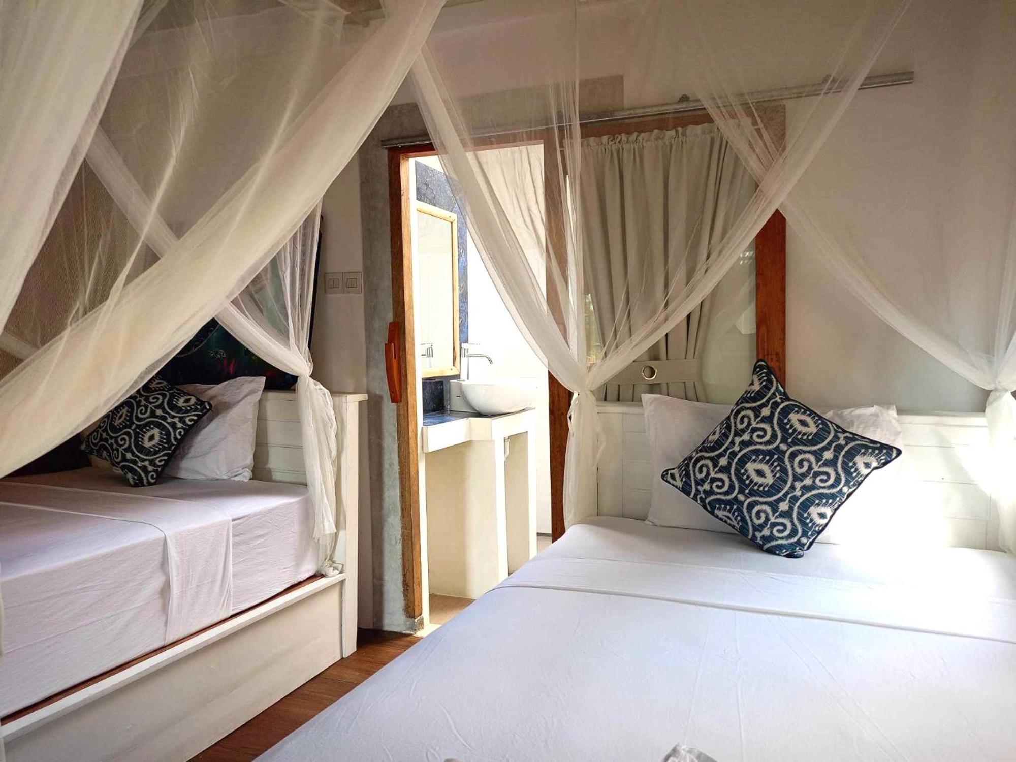 Bintang Tiga Bungalows Gili Air Extérieur photo