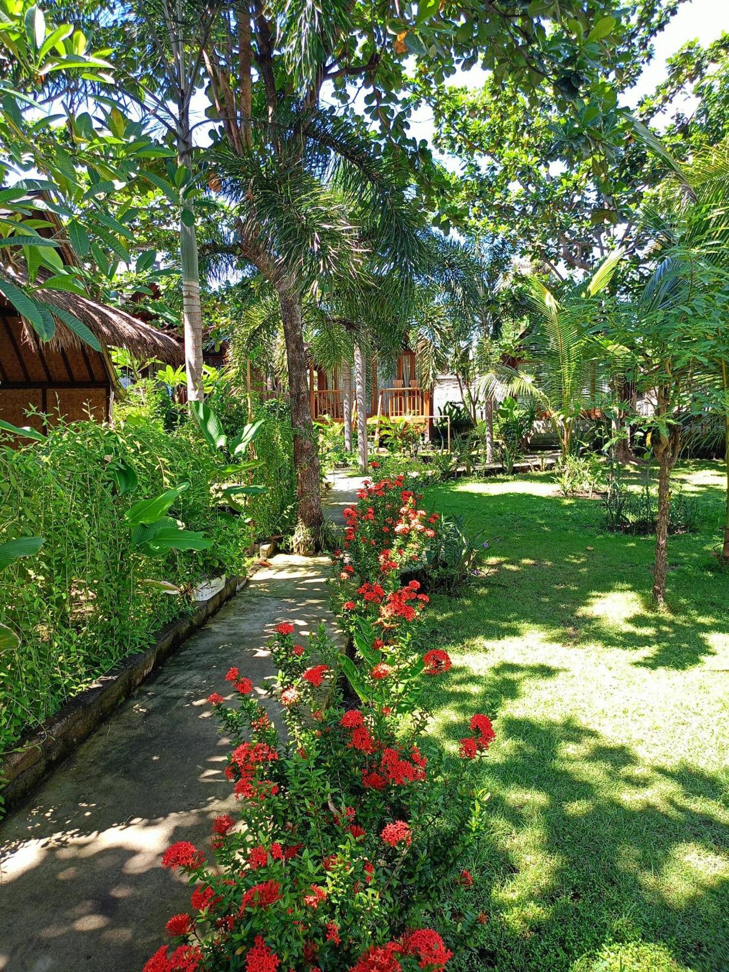 Bintang Tiga Bungalows Gili Air Extérieur photo